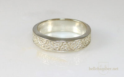 14K Victorian Ornate Patterned 3.5mm Baby Band Ring Size 0.5 Yellow Gold
