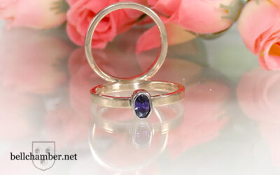 Gold Ring Splint with Gemstone